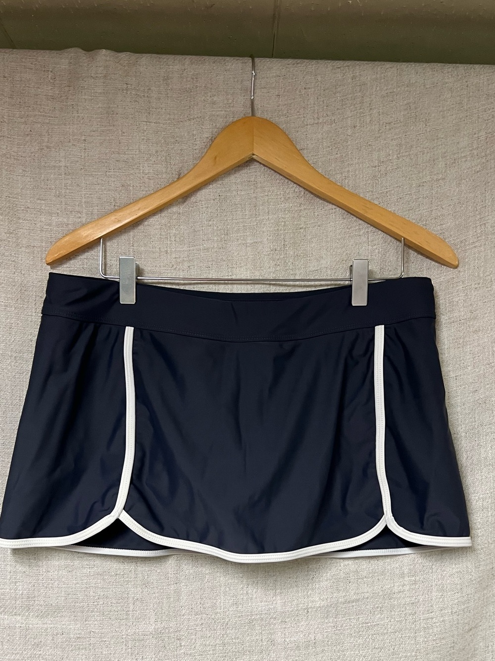 Free country swim skort